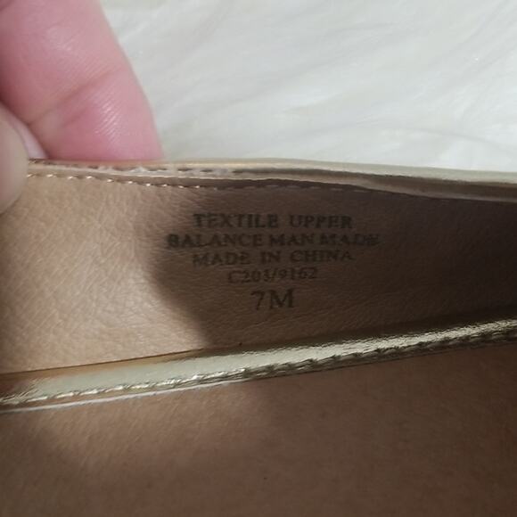 Splendid Beige Woven Flats with Gold Accent - Picture 4 of 5